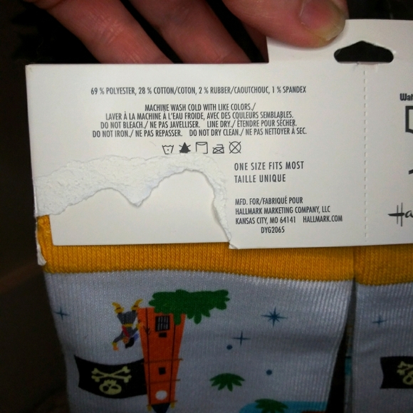 Disney's 50th Anniversary Unisex Park Themed Socks - Picture 4 of 8